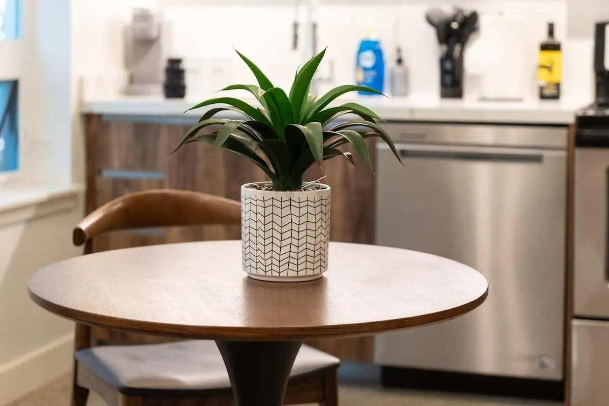 Studio Condo In Central Downtown Vancouver Canada