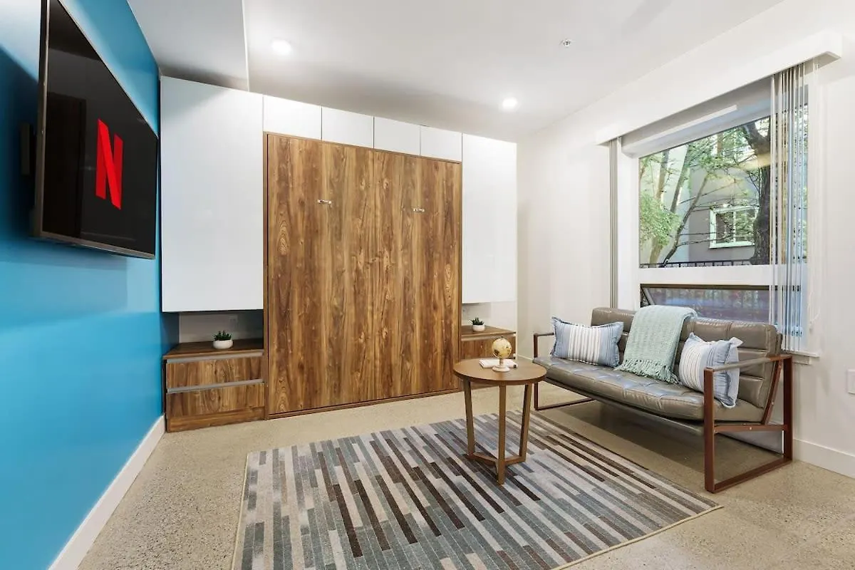 Studio Condo In Central Downtown Vancouver